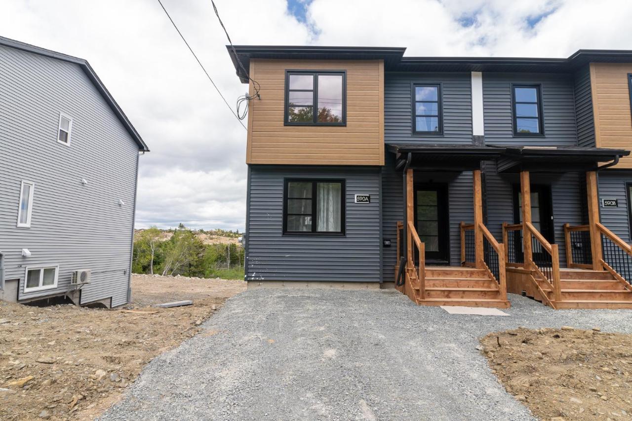 Glamorous New Townhouse - Business And Vacation Travel Halifax Exterior photo